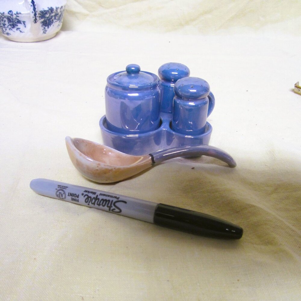 VTG JAPANESE CONDIMENT SET WITH SPOON, BLUE LUSTERWARE